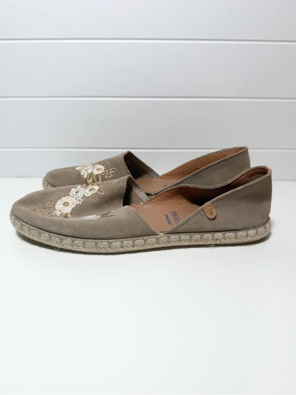 Verbenas Embroidered Taupe Floral Embroidered Women's Espadrilles suede size 41